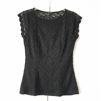 Schwarzes Spitzenshirt mit Glitzer Größe 36-38
