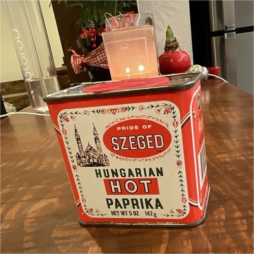 Szeged Hungarian Hot Paprika Advertising Tin Canister Red White Black Green