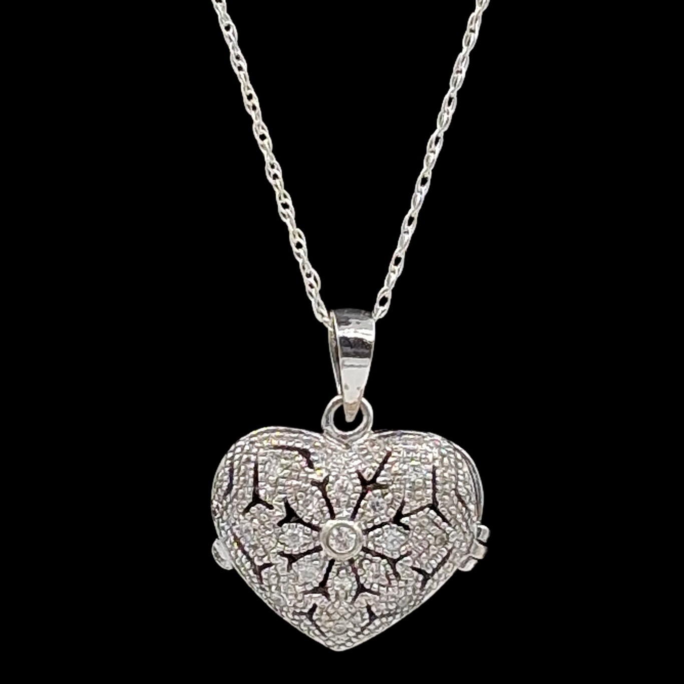 Sterling Silver Puffed Heart Locket Pendan CZ Filigree 18