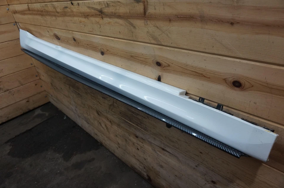 Borde de faldón panel basculante derecho 51778073134 BMW M550I xDrive G30 2018-23 *Nota Foto 3 de 4