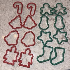 Vintage Cookie Biscuit Cutters Lot Of 16 Holidays Christmas Plastic