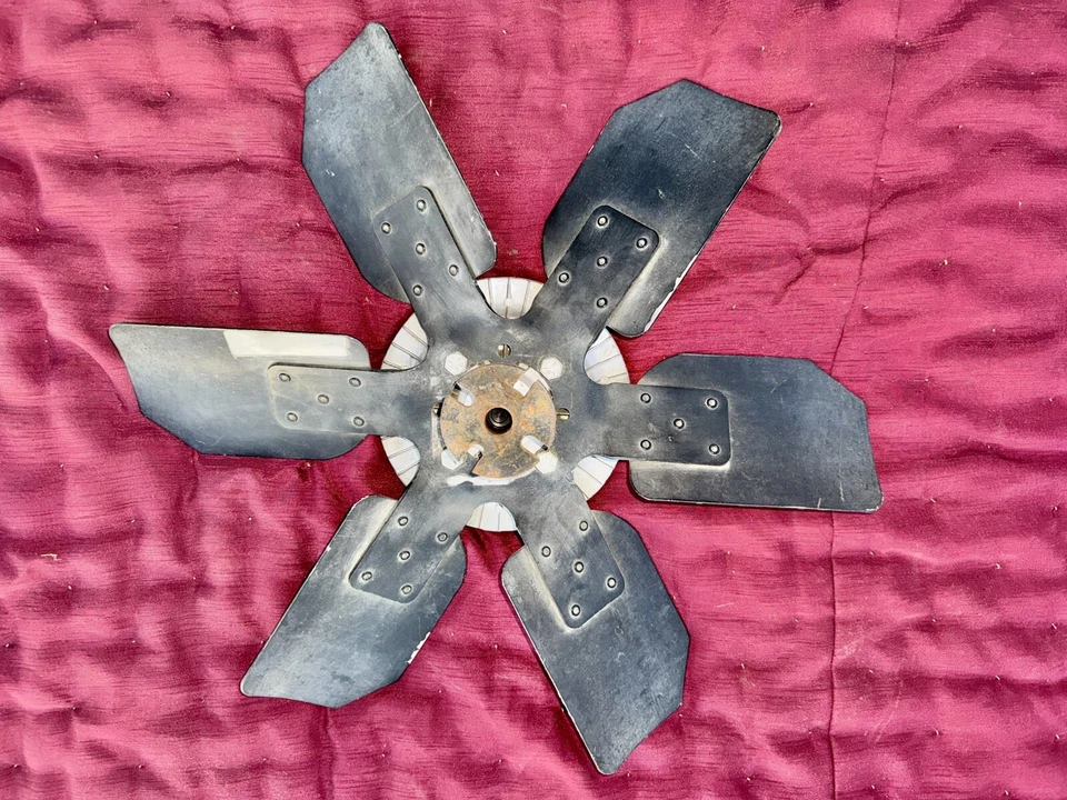 89-92 Dodge Ramcharger 18” cooling fan pickup W250 D250 - Image 2 of 3