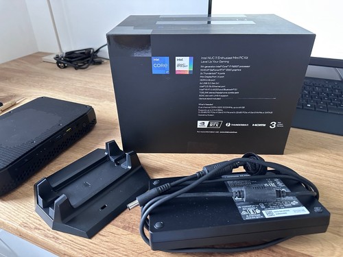 Gaming PC ASUS NUC 11 Enthusiast Kit mit RTX 2060 + Core i7 - Afbeelding 7 van 13