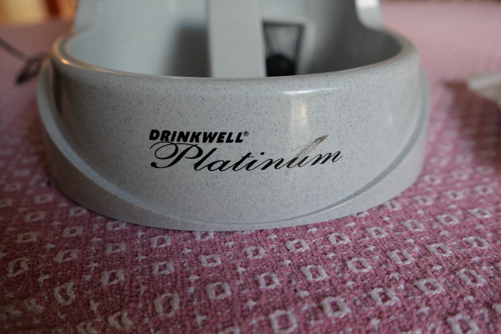 PetSafe Drinkwell Platinum Fountain Indoor Dog & Cat MultiPet 1.3 Gal