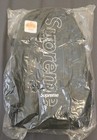RARE Supreme Black Backpack OS Logo Accent Zip Closure FW18 box logo — photo 2