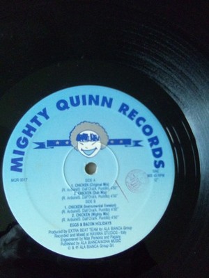 Eggs & Bacon Holidays    Chicken (12'') Mighty Quinn Records MQR 0017 Italy 1990
