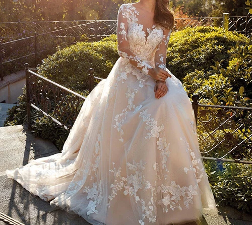 Plus Size A-Line Wedding Dresses V-Neck Long Sleeves Lace Appliques Bridal Gowns - Picture 5 of 8