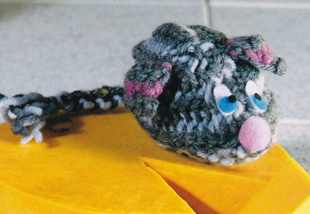 KITTY/'S Catnip Ornaments//Decor//Crochet Pattern INSTRUCTIONS ONLY