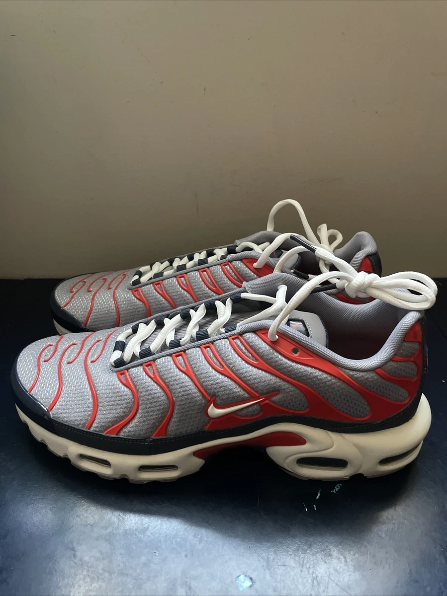 Nike hotsell plus usa