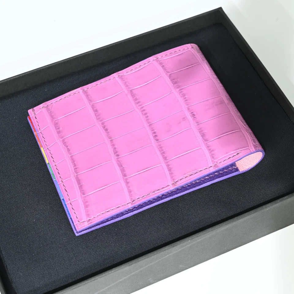 Cartera cocodrilo rosa Foto 2 de 4