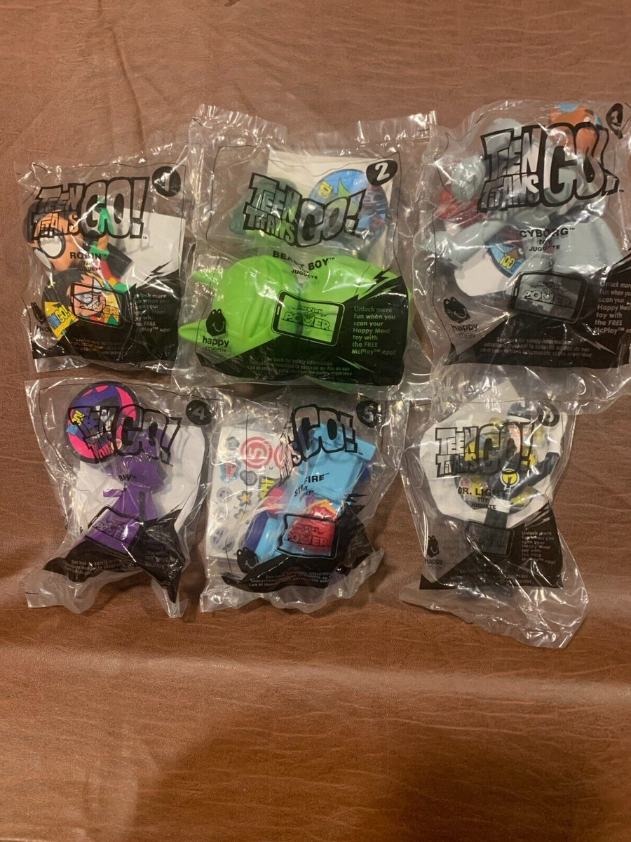 McDonald's Happy Meal Toysハッピーミールコレクタブル本 McDonald's® Happy Meal Toys® Around the World – Schifferbooks