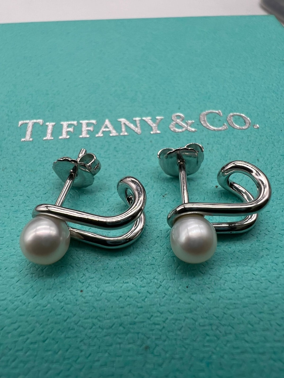 Tiffany & Co. Tiffany HardWear double pearl hinged earrings in sterling