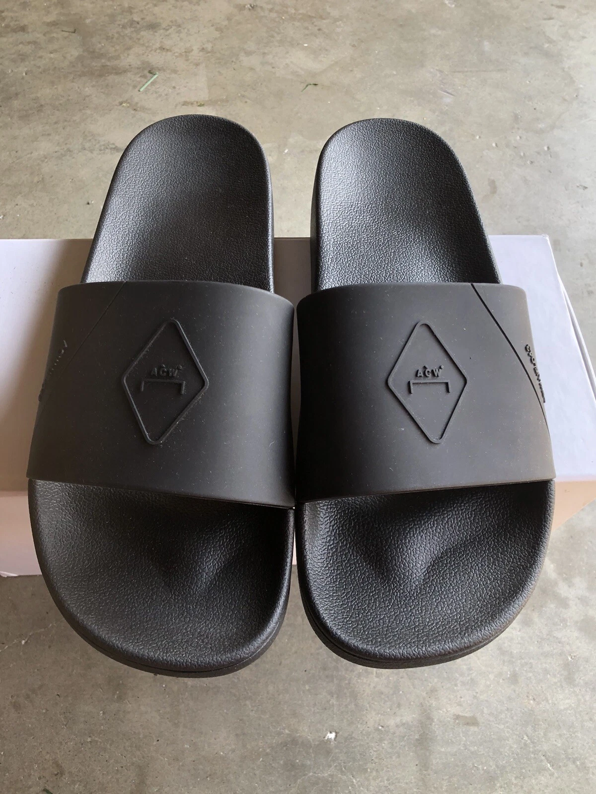 NIB A-Cold-Wall Rubber Rhombus Slide sz 9.5 UK 10.5 US 44 EU Black