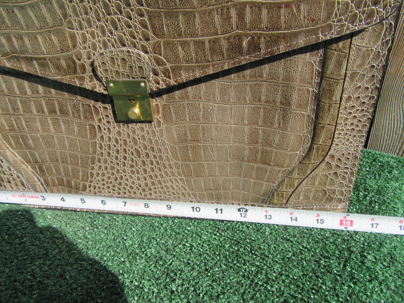 Picture 3 of 16