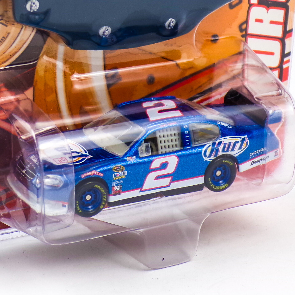 Buschミニカー Collectible 1:64 Scale Kurt Busch #2 Die-Cast Replica Car w
