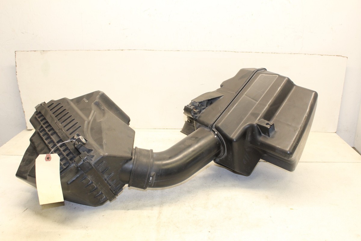 2005 2006 2007 2008 Acura RL oem air intake box with resonator