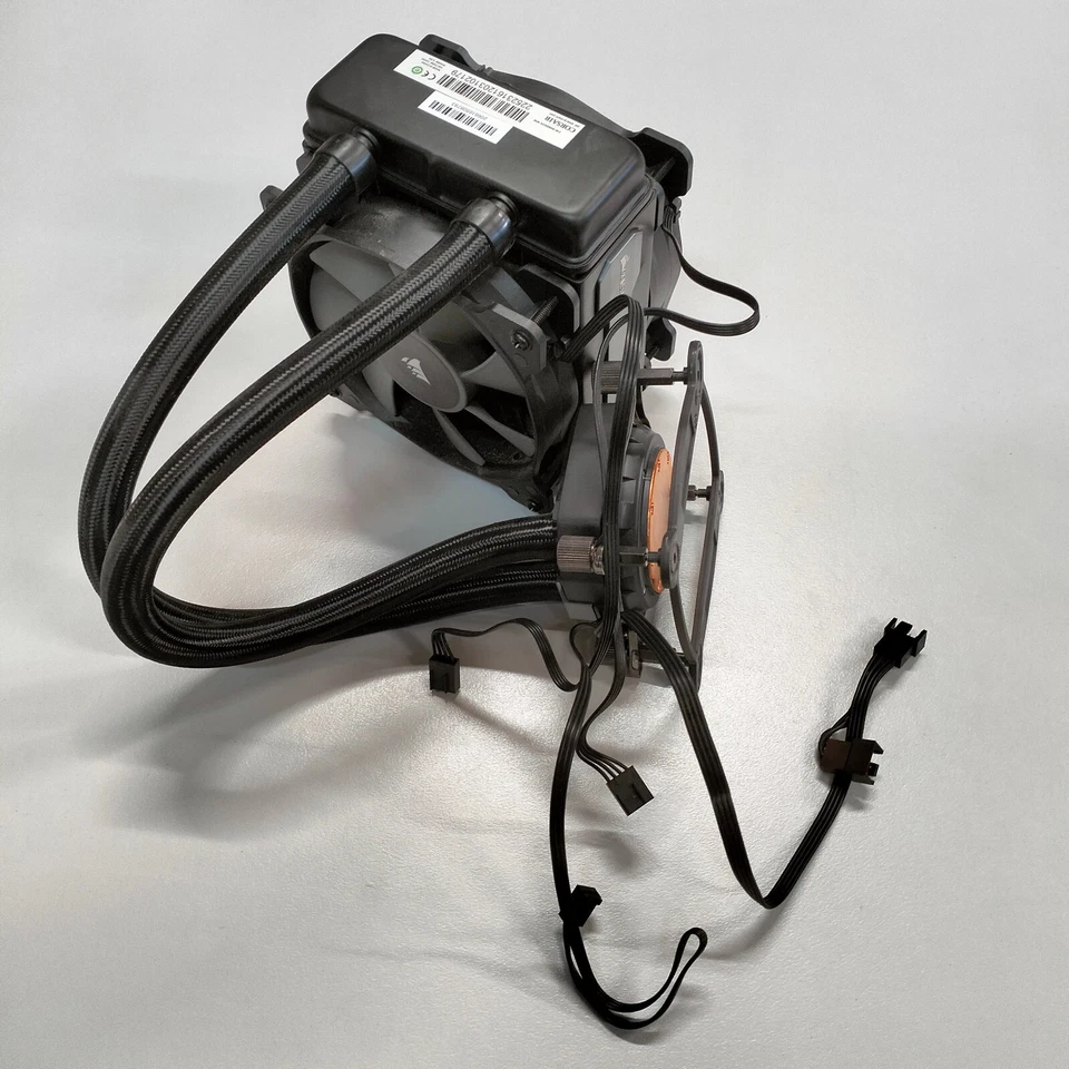 Corsair Hydro H80i v2 Intel Liquid CPU Cooler CW-9060024-WW - Image 4 of 4