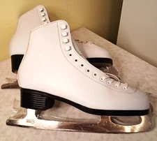 American Athletic Women's 524 Ice Skates, Size 98 White figure skates