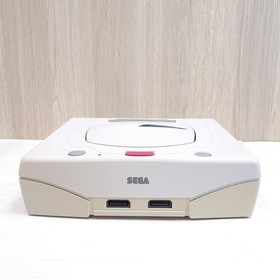 Sega Saturn console with 2 Virtua Gun controllers & 3 Games Japanese white