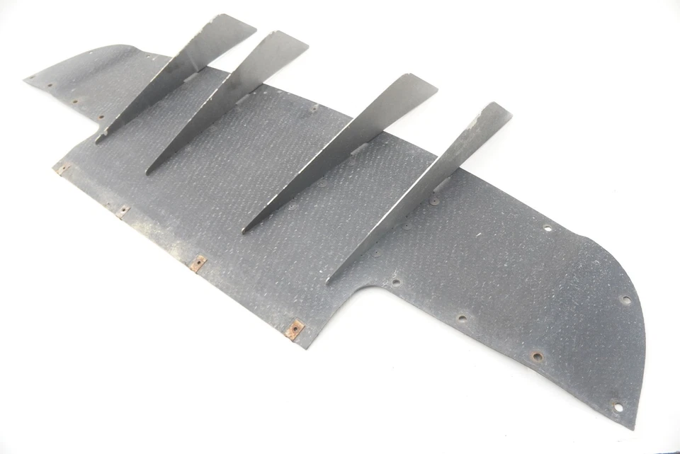 Difusor de parachoques trasero protector contra salpicaduras deslizamiento 5290137AE Dodge Viper 2003-10 Foto 2 de 4