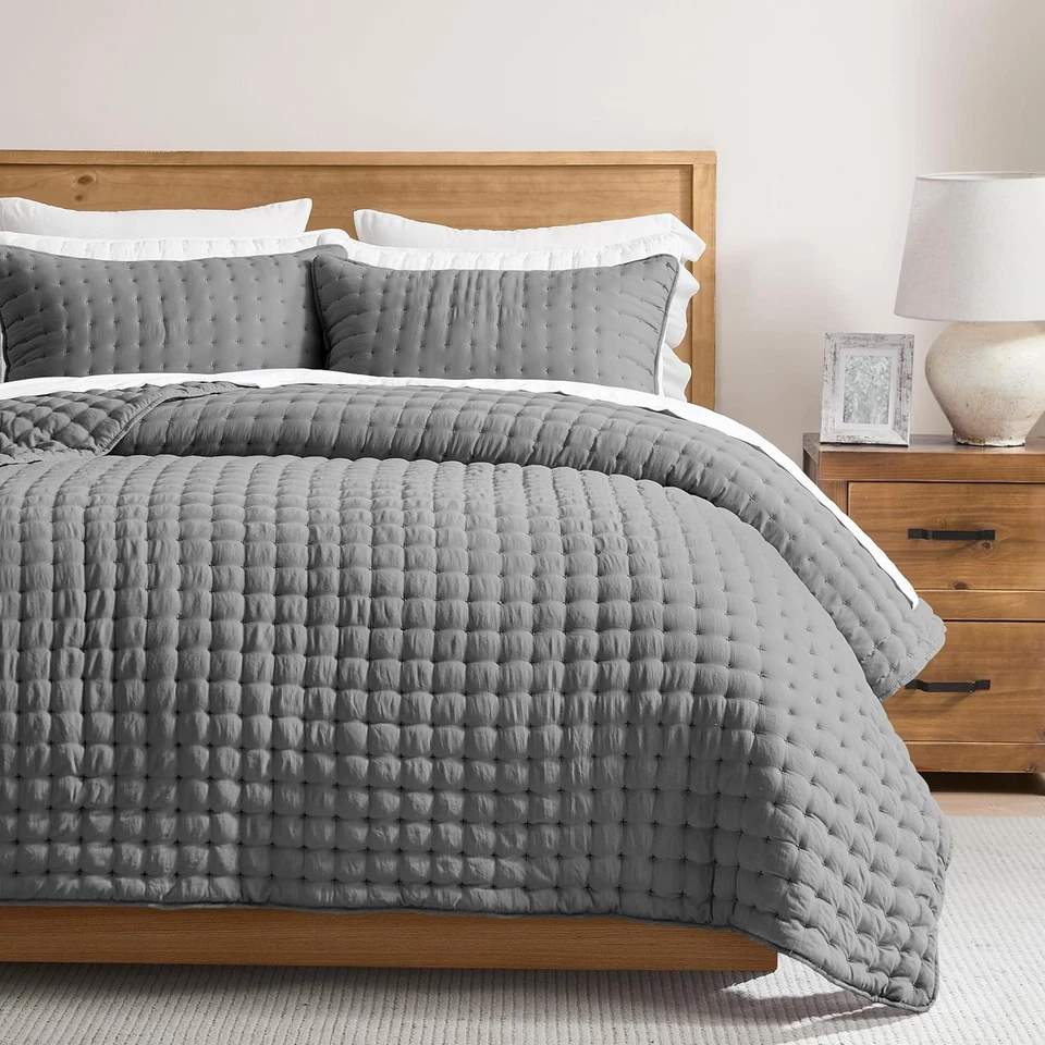 Soft Microfiber Quilt Bedding, California King, 3 Piece Set - Image 3 of 4