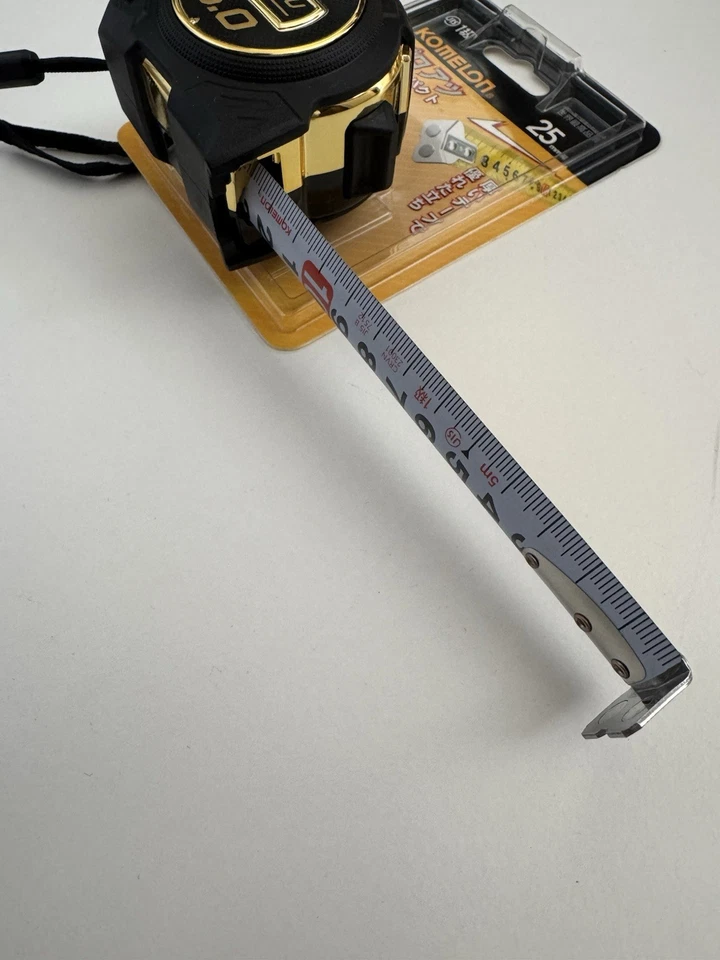 New Komelon Magnetic tape measure 5m /25mm ,Metric Only - Image 4 of 4