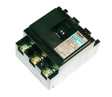 7 FUJI ELECTRIC 5 AMP CIRCUIT BREAKERS  MODEL EA33