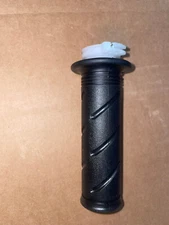 Sym JET 50 THROTTLE TWIST GRIP 53140-KBN-900 (BOX 10)