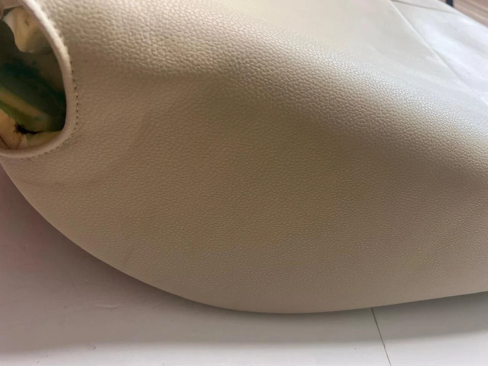 2011-2018 VW TOUAREG 7P — передняя левая — верхняя подушка для спинки сиденья в сборе - Изображение 4 из 4