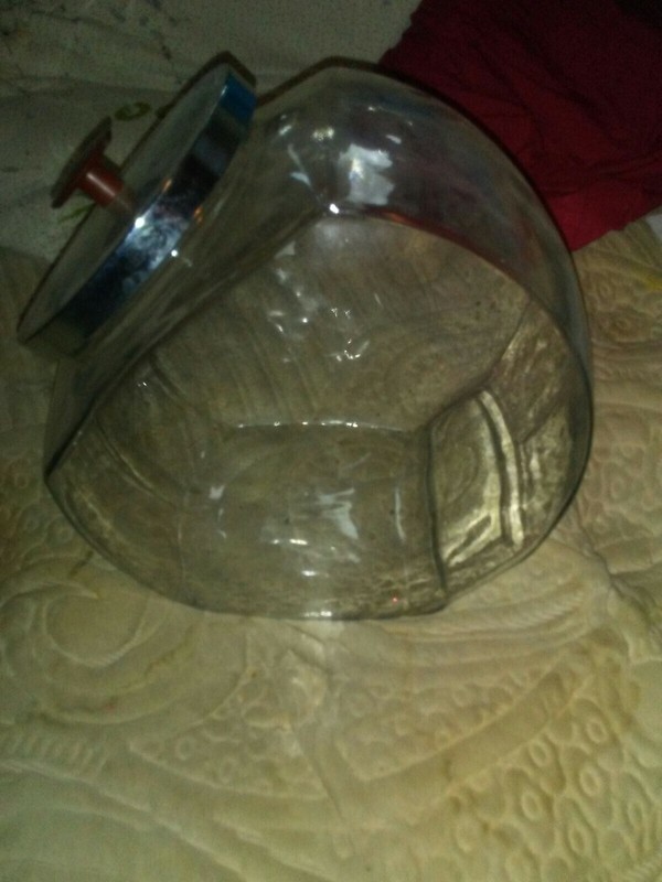 VINTAGE COUNTER TOP CLEAR GLASS CANDY JAR WITH CHROME LID