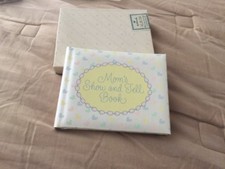HALLMARK Mom's Show and Tell Photo Album
