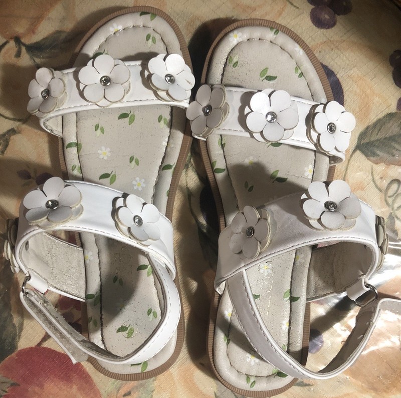 Girls Mudd White Flower Sandals Shoes Size 1 US 