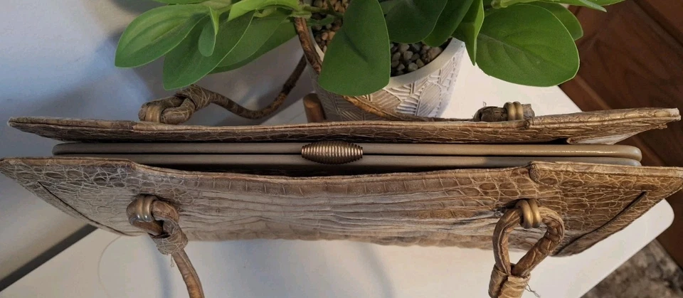 Vntg IRV Genuine  Crocodile Made In Germany Large Hand Bag/Purse One Of A Kind  - Image 4 of 4