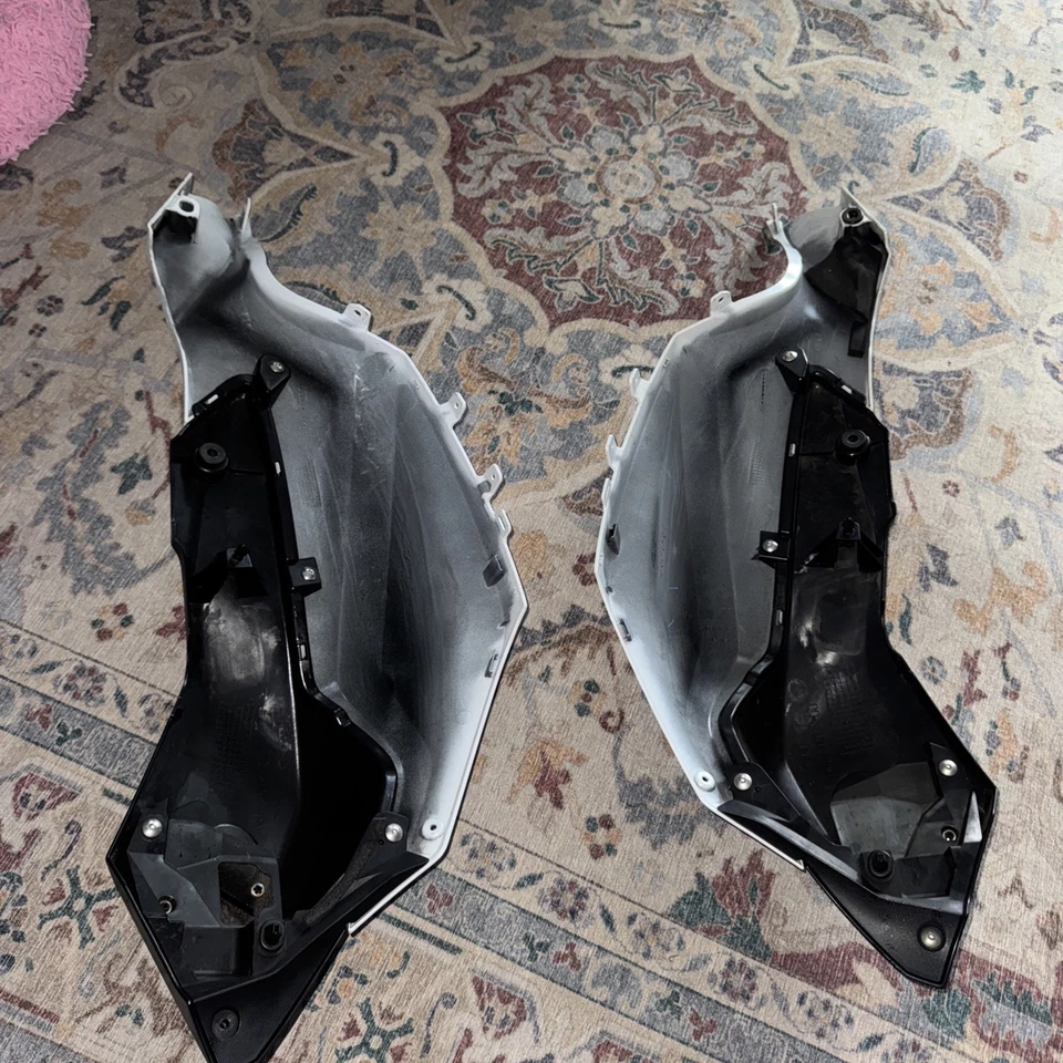 正品原始设备制造商 2015 - 2017 年雅马哈 FZ07 FZ-07 燃气油箱侧盖面板整流罩 — 第 2/2 张图片