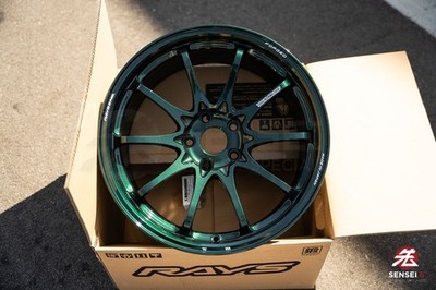 Volk CE28N Plus / 18x9.5 +22 / 5x114.3 / Racing Green / GR Corolla S13 S14 Evo 9