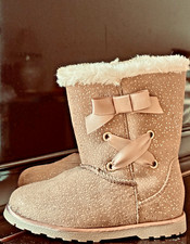 Beverly Lites Toddler Girls Gold Shimmer Faux Fur Winter Boots &ndash; Size 9