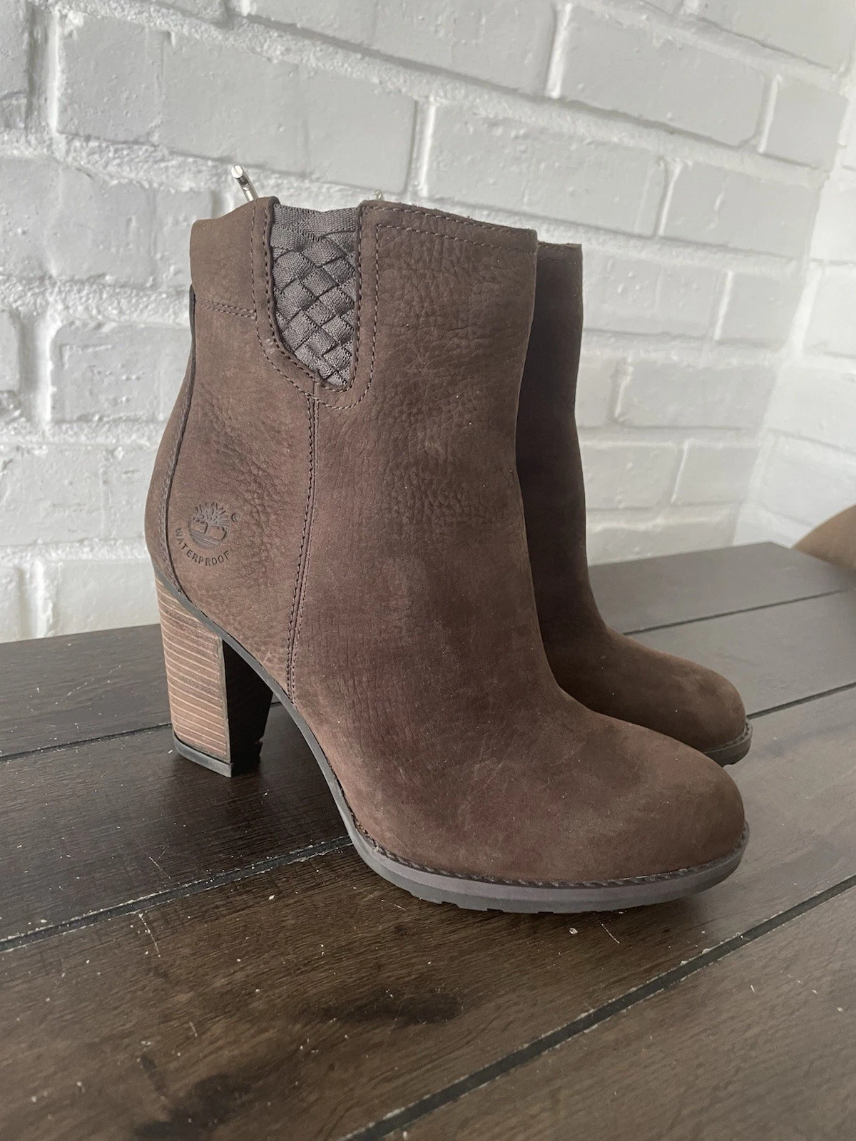 Stivali Timberland Earthkeepers Stratham Block Heels in pelle nabuk marrone taglia 7