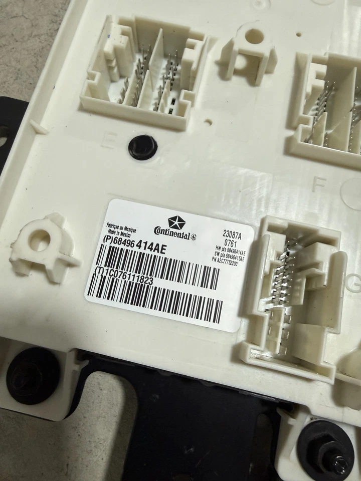 2021 Ram 1500 BCM Body Control Module OEM 68496414AE - Image 2 of 4