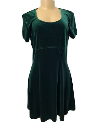 short velvet green dress Hunter Green Velvet Short Dress With Puff Sleeves