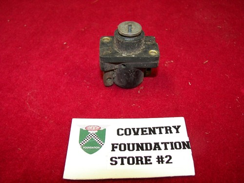 Jaguar Lucas Ignition Switch Very Old RARE - Picture 2 of 3