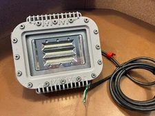 Dialight Safesite LED Area light HZP9C2N (Used Excellent condition)