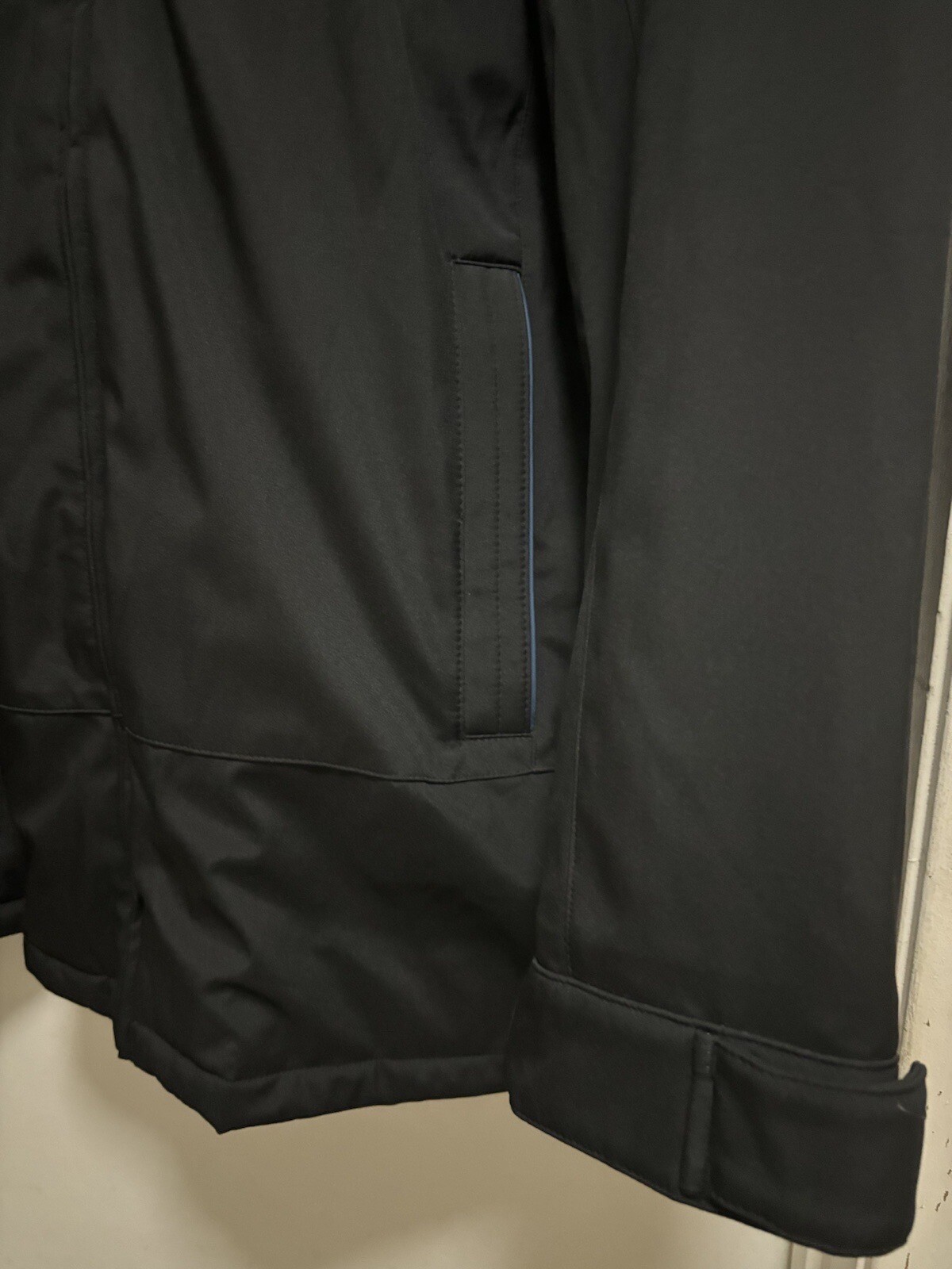 Weatherproof Black Full Zip Pockets Removable Hoo… - image 4