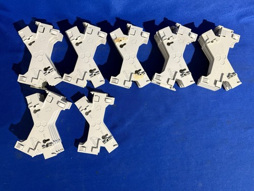 Lot : 32x Support de montage pour point d'accès Aerohive AP230 - Lire