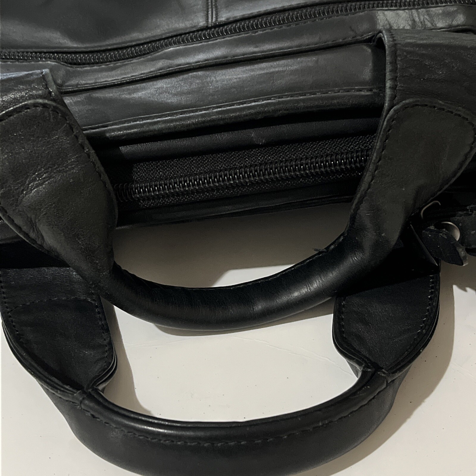 Tumi Leather softsided Laptop/Briefcase 96141D4 w/ … Gem