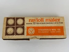 Vintage Vitantonio 12 Ravioli + Pierogi Maker Model 512 With Box * COMPLETE