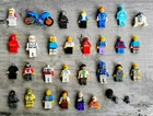 LEGO MiniFigure 25+ Lot Mixed Figures Star Wars Flash Batman Pilot Accessories