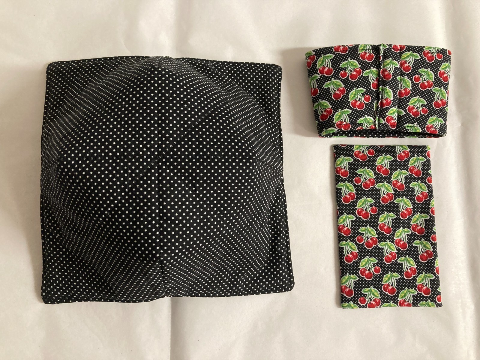 Set of  a Bowl Cozy Hot or Cold, Tissue Holder and Coffee / Tea / Cup Sleeve