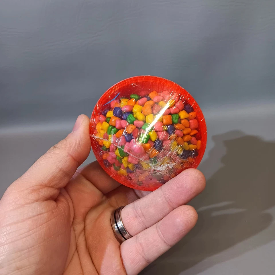 NEW SEALED 1995 Hero Top X-Men Wolverine candy container - Image 2 of 3