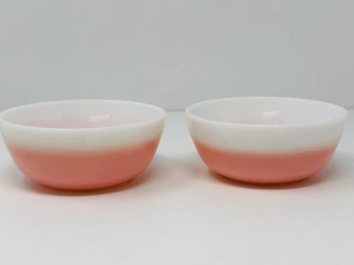 Vintage Rare Hazel Atlas Pink White Ombre Milk Glass 5" Round Set of 2 Bowls