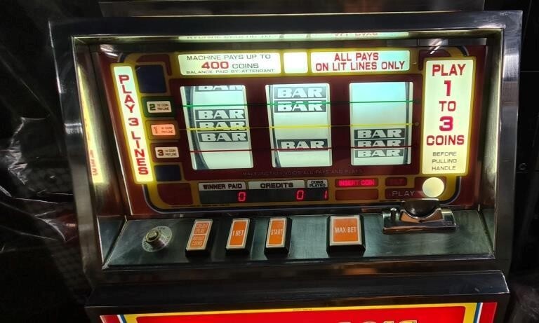 Bally Machine à Sous 3 Rouleaux Avec Jackpot - Idéale Pour Café Ou Collection